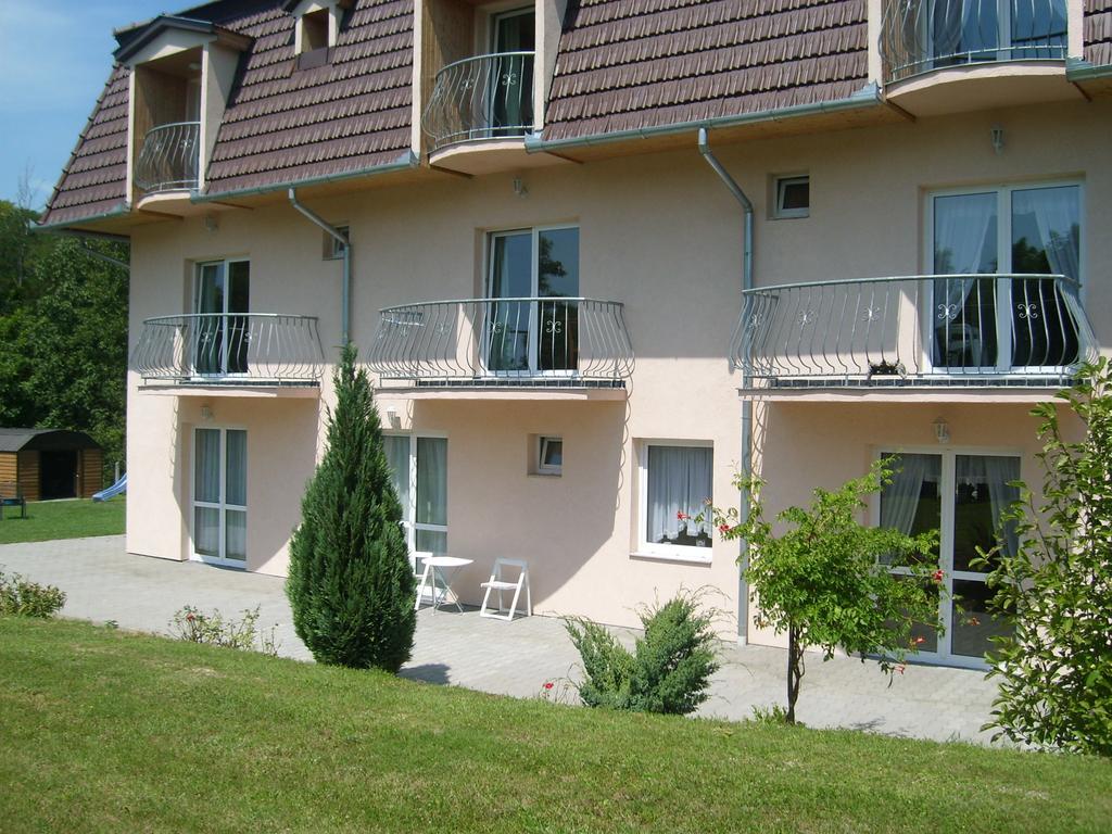 Balla Appartements Залакарос Екстериор снимка
