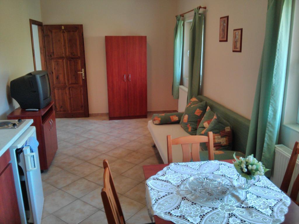 Balla Appartements Залакарос Екстериор снимка